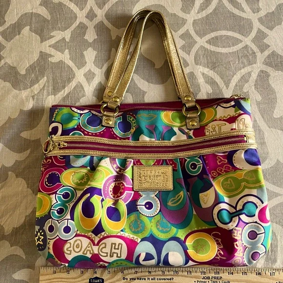 Coach | Bags | Coach Poppy Collection Puse | Poshmark display picture 1